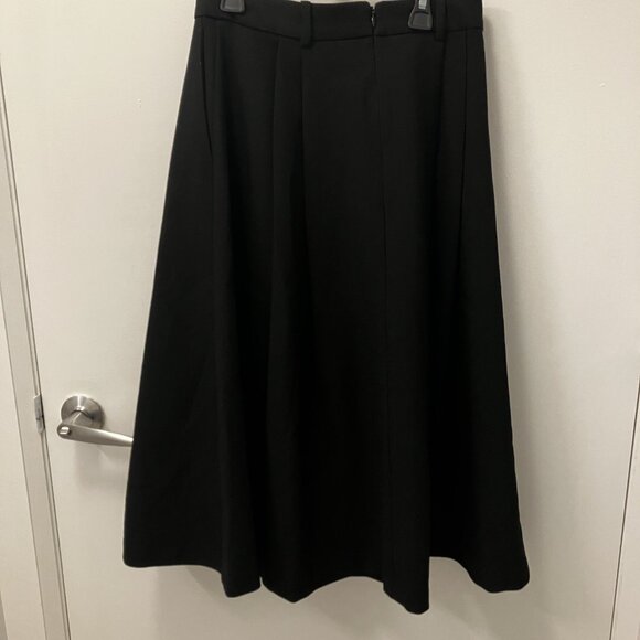 Aritzia Babaton Enterprise Skirt in Black - Picture 4 of 7